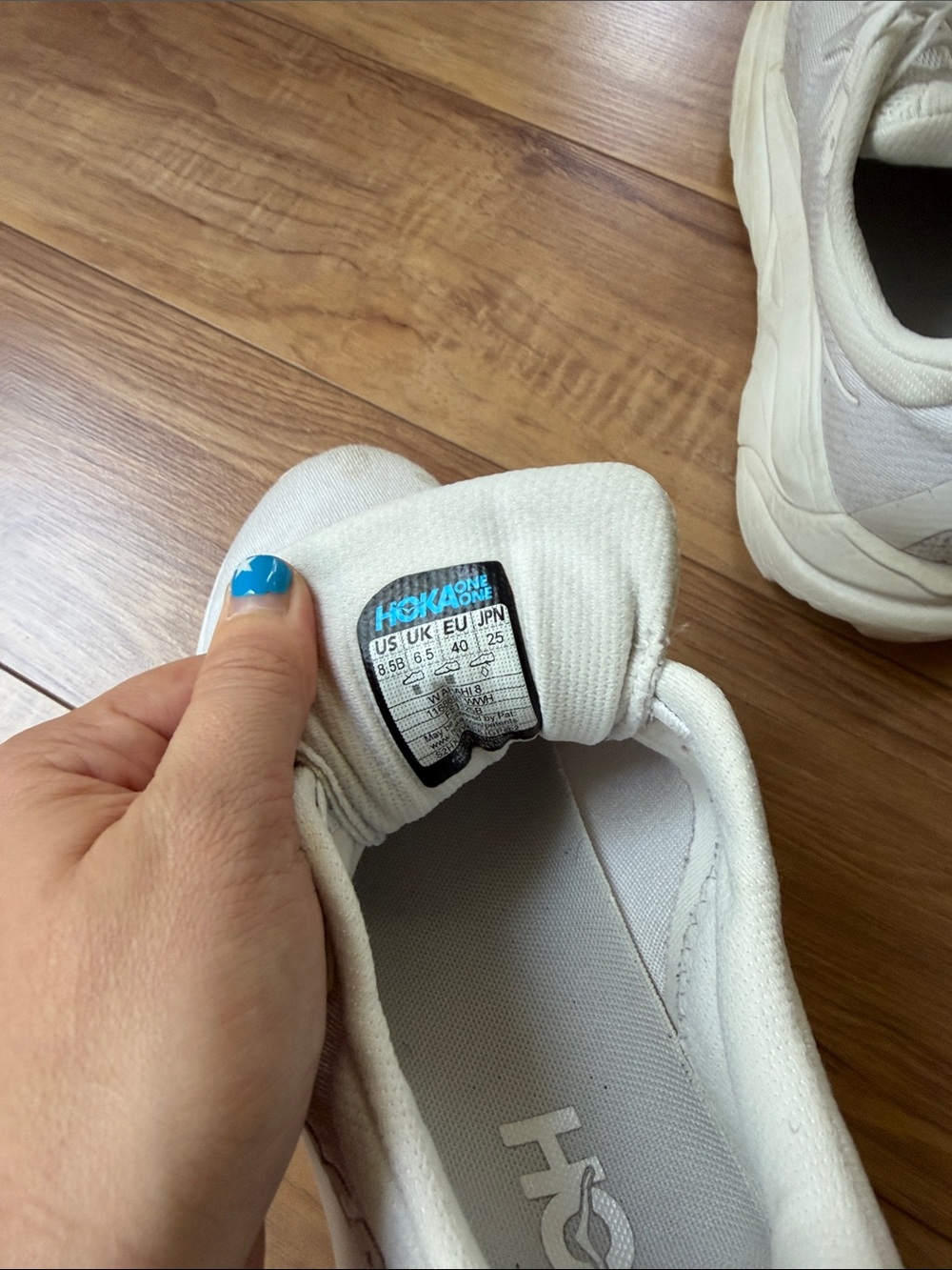 Hoka Women's Arahi 8 - Picture 3 of 6
